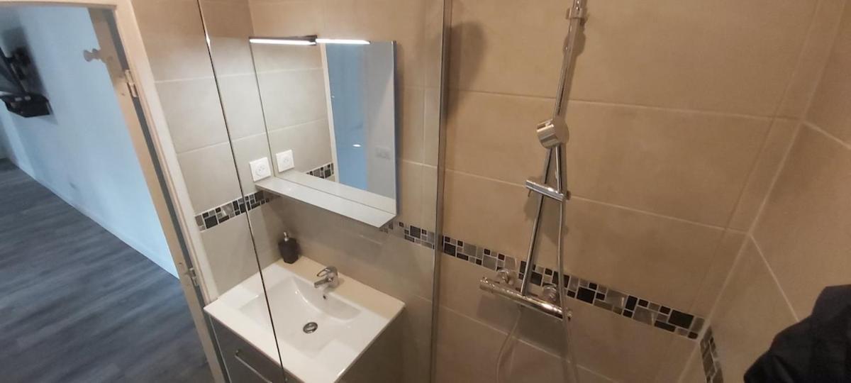 L'Escapade Parisienne Apartman Aulnay-sous-Bois Kültér fotó